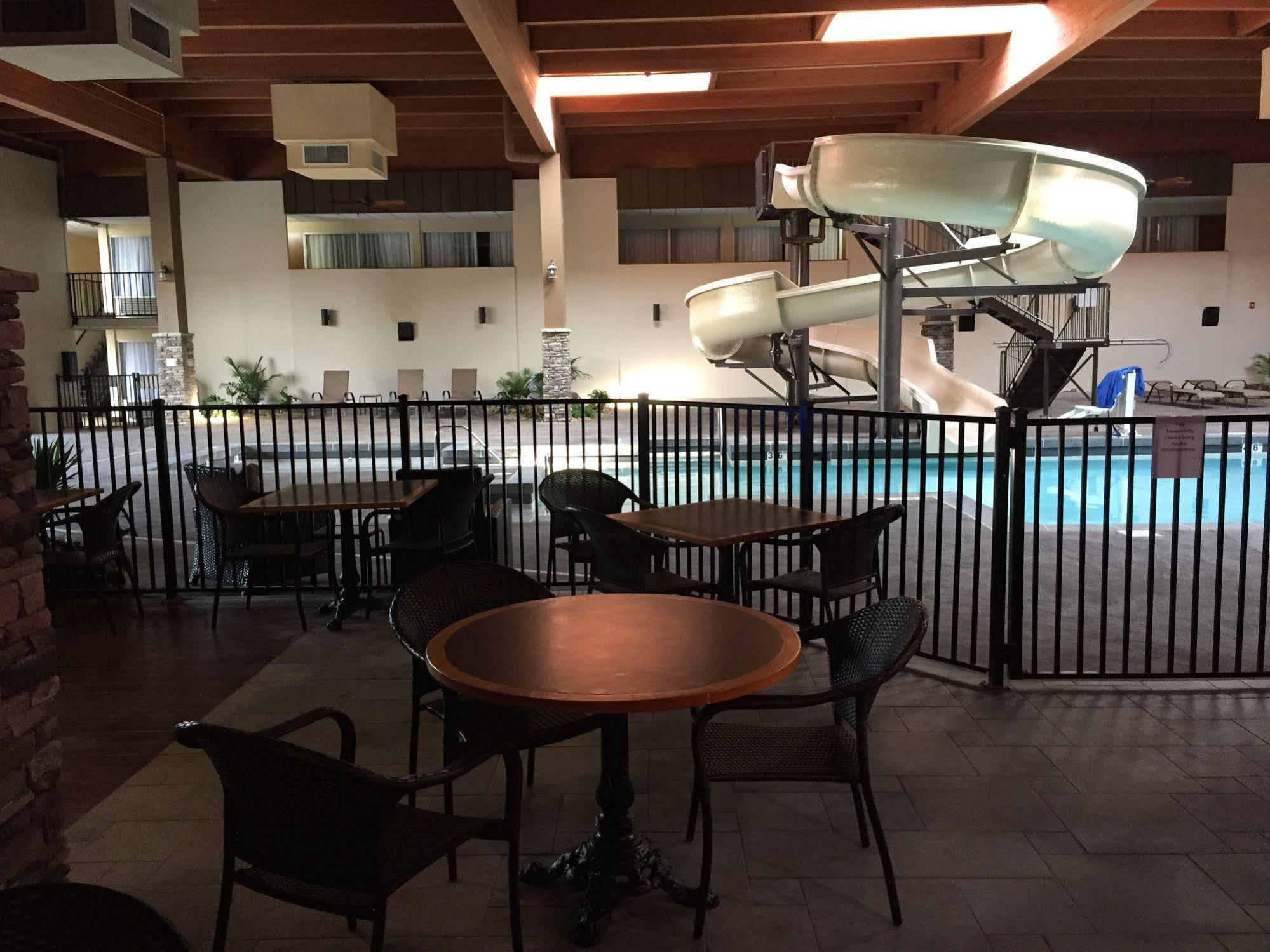 Cascades Mountain Resort, Ascend Hotel Collection Hendersonville Ngoại thất bức ảnh